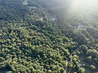 1 Hillcrest Rd, Dickson, TN 37055