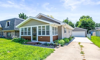 2011 Avenue F, Council Bluffs, IA 51501
