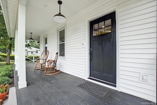 39 Frost Ln, Cornwall, NY 12518