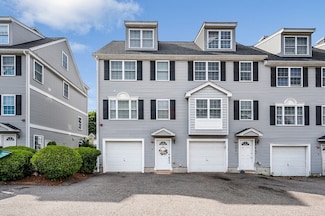 14 Watson St Unit 4, Lowell, MA 01852