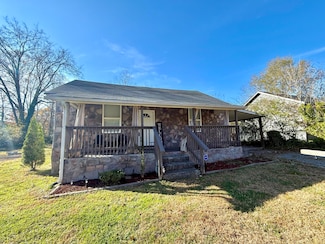 306 Cedar St, La Fayette, GA 30728