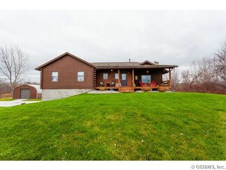 2351 N Hamlin Rd, Hamlin, NY 14464