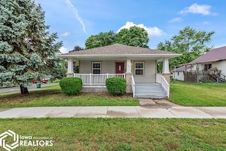 308 S Washington St, Bloomfield, IA 52537