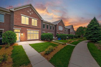 12426 Flanders Ct NE Unit G, Minneapolis, MN 55449