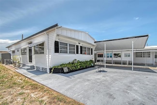 1716 Indiana Ave, Bradenton, FL 34207
