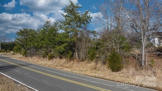 2460 Jb Rd, Claremont, NC 28610