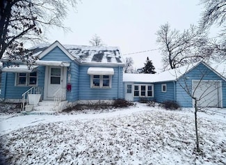 2719 8th St N, St. Cloud, MN 56303