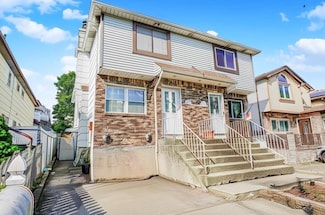 92 Boyce Ave, Staten Island, NY 10306