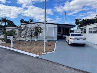 8621 SW 18th Ct, Davie, FL 33324