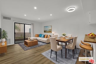 6815 Remmet Ave Unit 208, Canoga Park, CA 91303