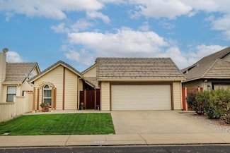 2329 Orchard View Cir, Modesto, CA 95355