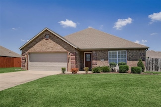 2800 SW Azalea Ave, Bentonville, AR 72712