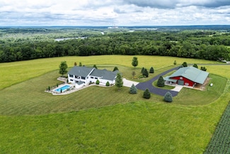 N4795 County Road V, Poynette, WI 53955