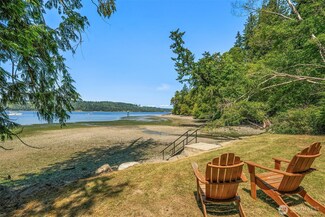 16305 Crescent Dr SW, Vashon, WA 98070