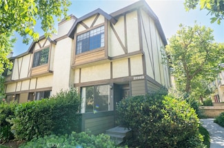 21149 Lassen St Unit 6, Chatsworth, CA 91311