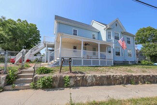 83 Arlington St, Nashua, NH 03060