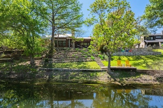 354 Englewood Dr, Kerrville, TX 78028