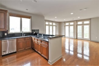 7400 River Rd Unit 234, North Bergen, NJ 07047