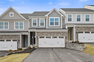 5004 Wellington Ct, Penn Township, PA 15644