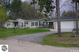 8738 Arbutus, Farwell, MI 48622