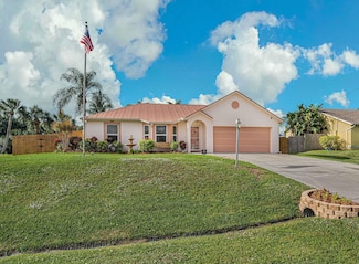 2074 SW Certosa Rd, Port Saint Lucie, FL 34953