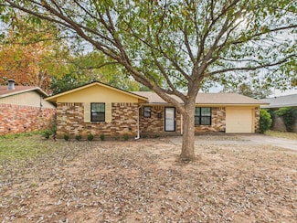 4723 N Shore Dr, Wichita Falls, TX 76310