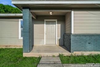 212 Bynum Ave Unit 2, San Antonio, TX 78211