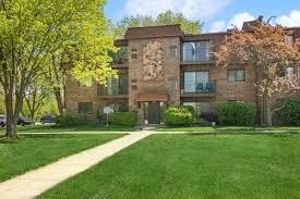 113 W Brandon Ct Unit E11, Palatine, IL 60067