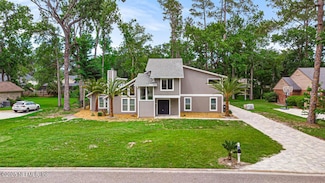 2605 Spreading Oaks Ln, Jacksonville, FL 32223