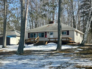 19650 Lake Dr, Hillman, MI 49746