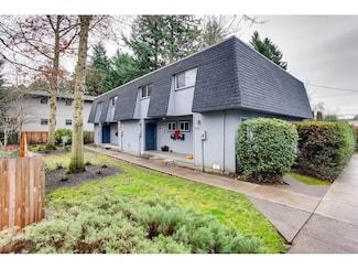8102 SW 31st Ave Unit 8122, Portland, OR 97219