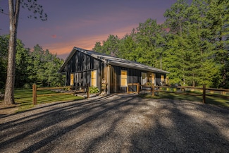 22032 Pine Valley Dr, Tustin, MI 49688