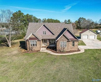 889 Johnson Ave, New Hope, AL 35760