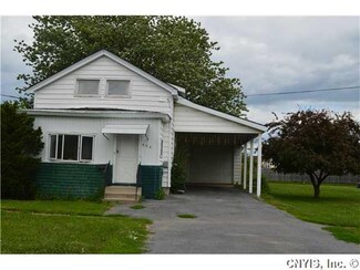 621 Alexandria St, Clayton, NY 13624