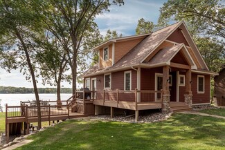 9591 Ossawinnamakee Rd, Pequot Lakes, MN 56472