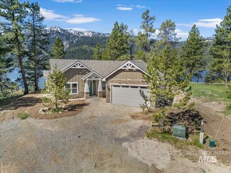 19 Shore Crest Ct, Donnelly, ID 83615