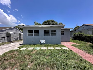840 W 1st St, Riviera Beach, FL 33404