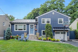 922 Linden Ln, Union, NJ 07083