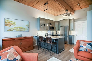 156 Front St Unit 302, Exeter, NH 03833