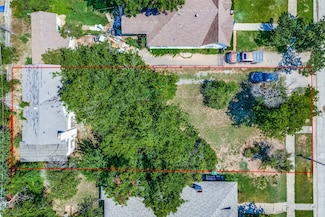 2612 S Adams St, Fort Worth, TX 76110