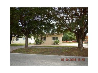 15421 NE 10th Ave, North Miami Beach, FL 33162