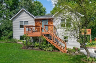 1740 W Lancaster Dr, Bloomington, IN 47404