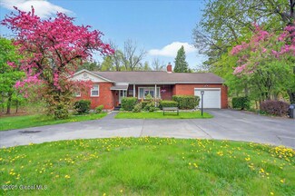 297 Speigletown Rd, Troy, NY 12182
