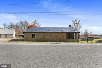 14301 Dutchtown Rd, Mercersburg, PA 17236