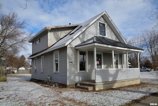 1424 E Wheeler St, Macomb, IL 61455