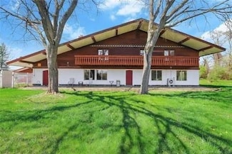 239 Hynes Rd, Poughquag, NY 12570