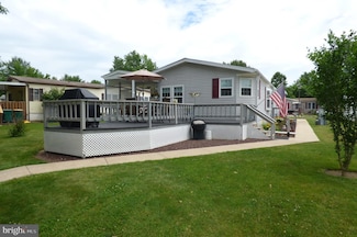 762 Aspen Cir, Red Hill, PA 18076