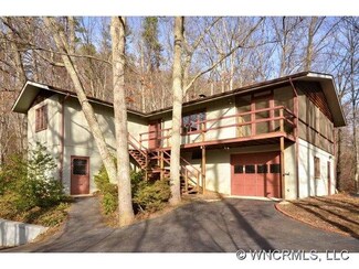 520 Sleepy Hollow Dr, Waynesville, NC 28785
