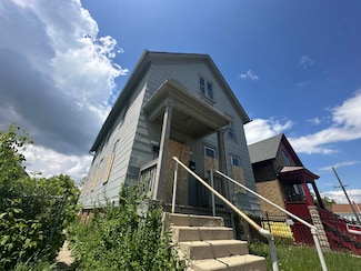2365 N 20th St, Milwaukee, WI 53206