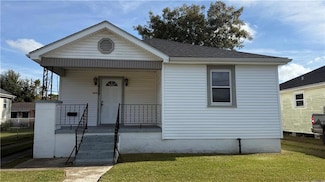 609 Farrington Dr, Marrero, LA 70072